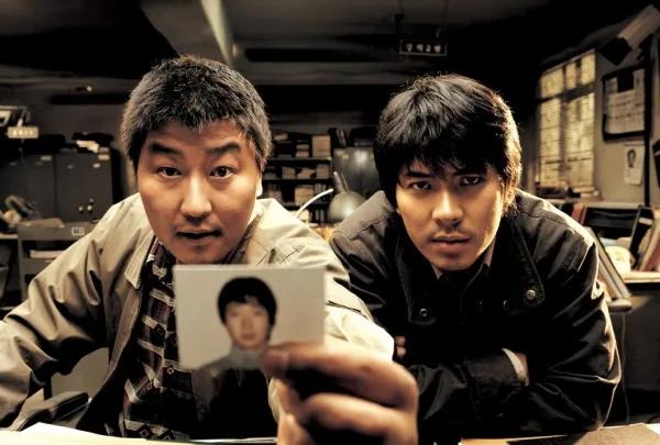 韩国电影十大巅峰之作犯罪片,韩国最震撼人心的电影