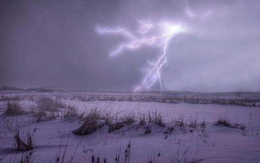 沈阳下雪打雷正常吗,沈阳出现雷打雪这预示什么