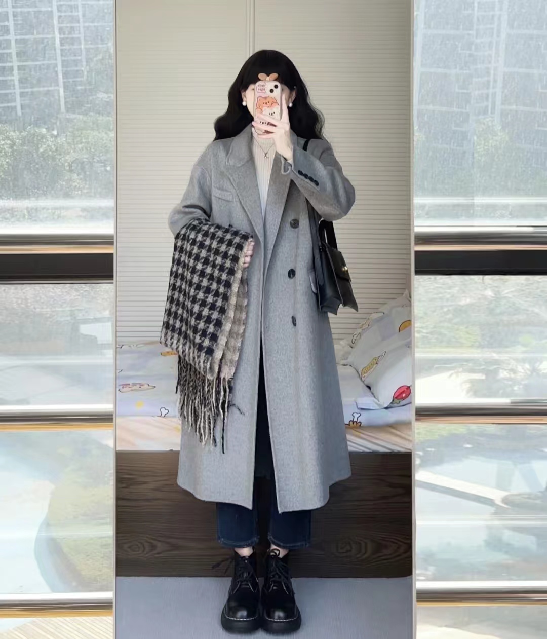 中款深灰色大衣怎么搭配好看,maxmaralabbro灰色大衣