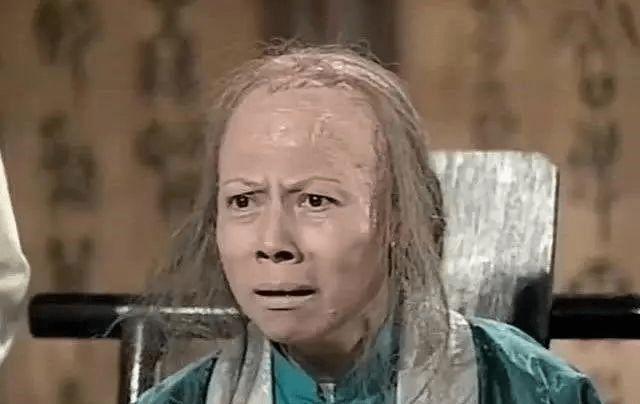 黄子韬真的把头发剃秃了吗,黄子韬变番薯头