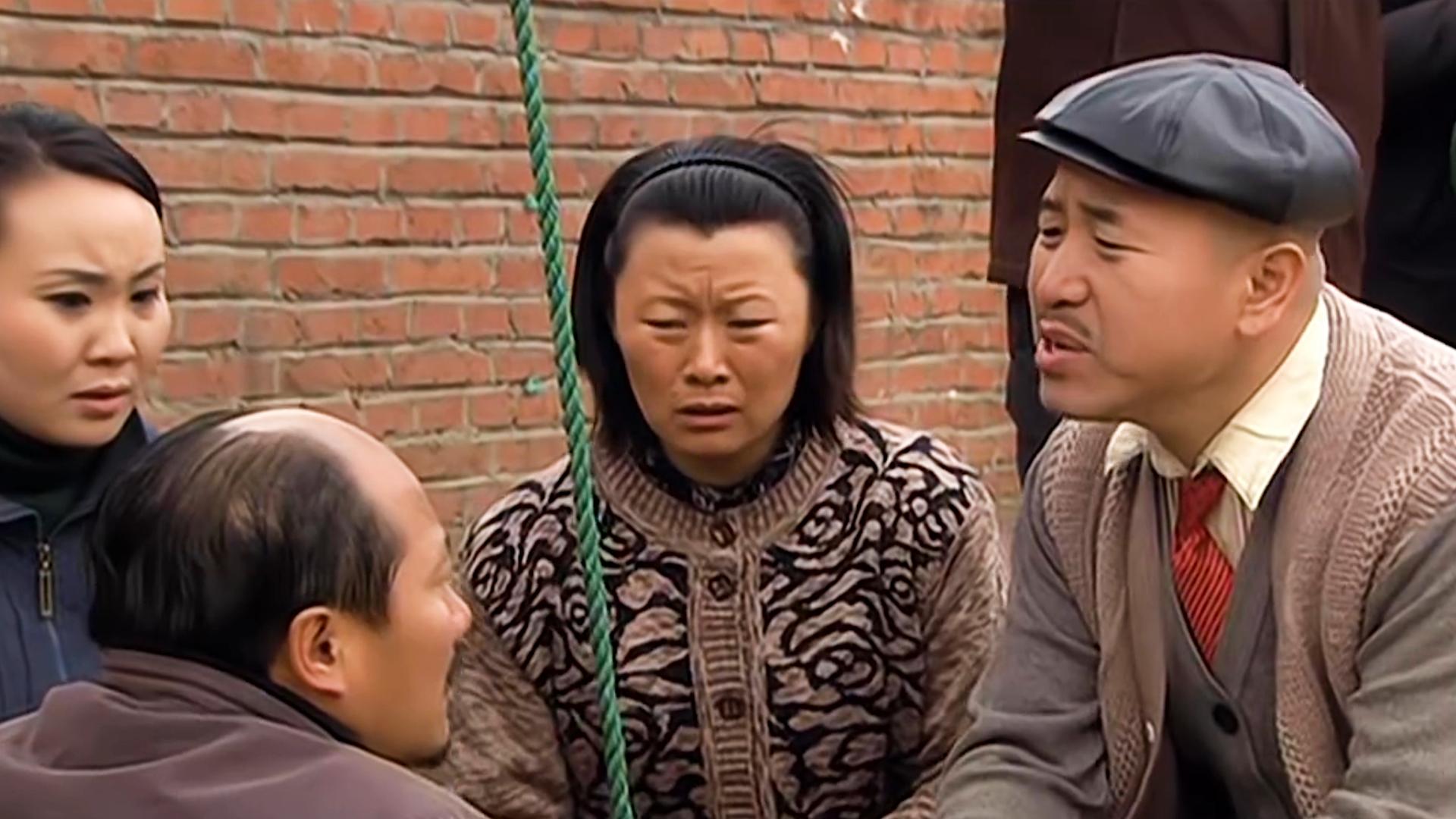 刘能得知谢广坤被拉走,广坤被刘能拉到河里