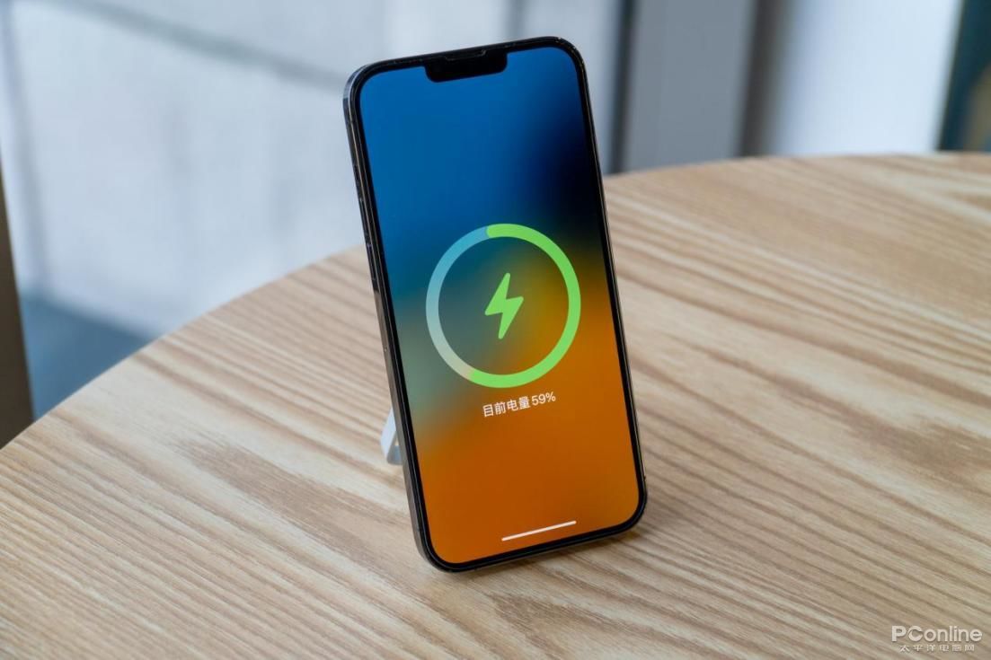 南卡磁吸充电宝和麦多多哪个好,网易无线充电宝vs麦多多