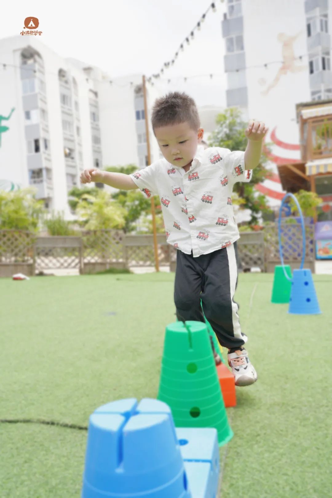 小宝宝一般几岁上幼托班好,孩子上托班给家长一点轻松的时光