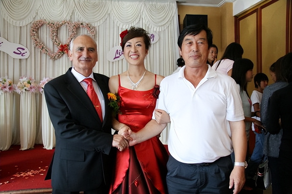 如今75岁的马俊仁安享晚年,马俊仁经历