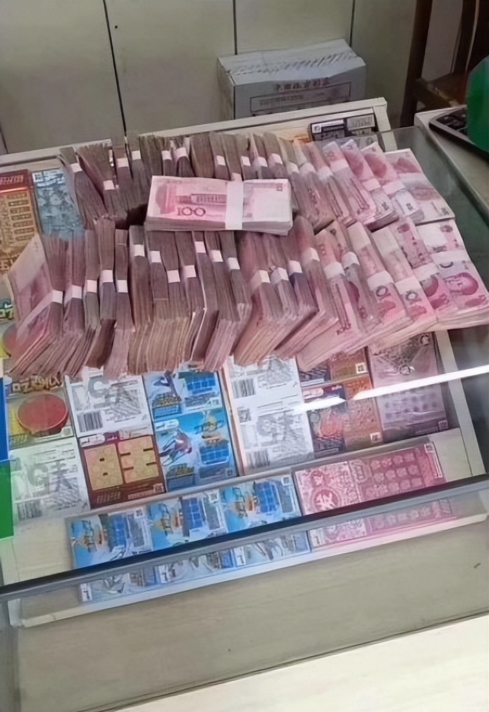 男子做梦中600万彩票,男子梦到彩票号码中3千多万