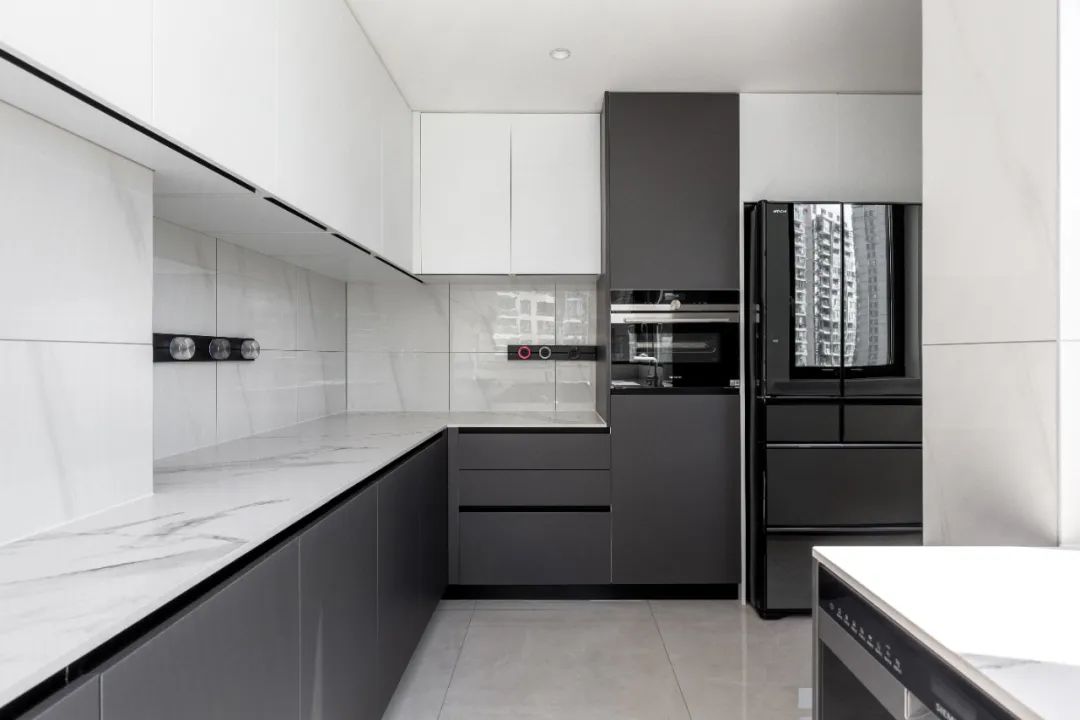 小户型做满墙柜子,小户型全屋做柜子