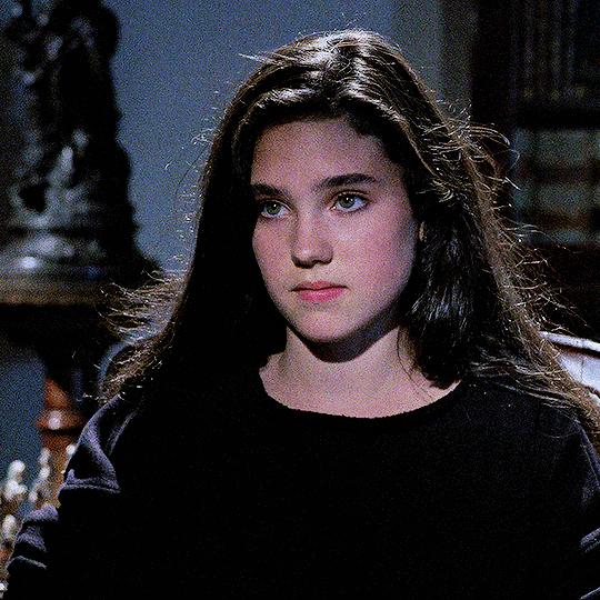 她12岁凭神颜惊艳好莱坞！考上耶鲁后转去斯坦福，网友：有颜有才