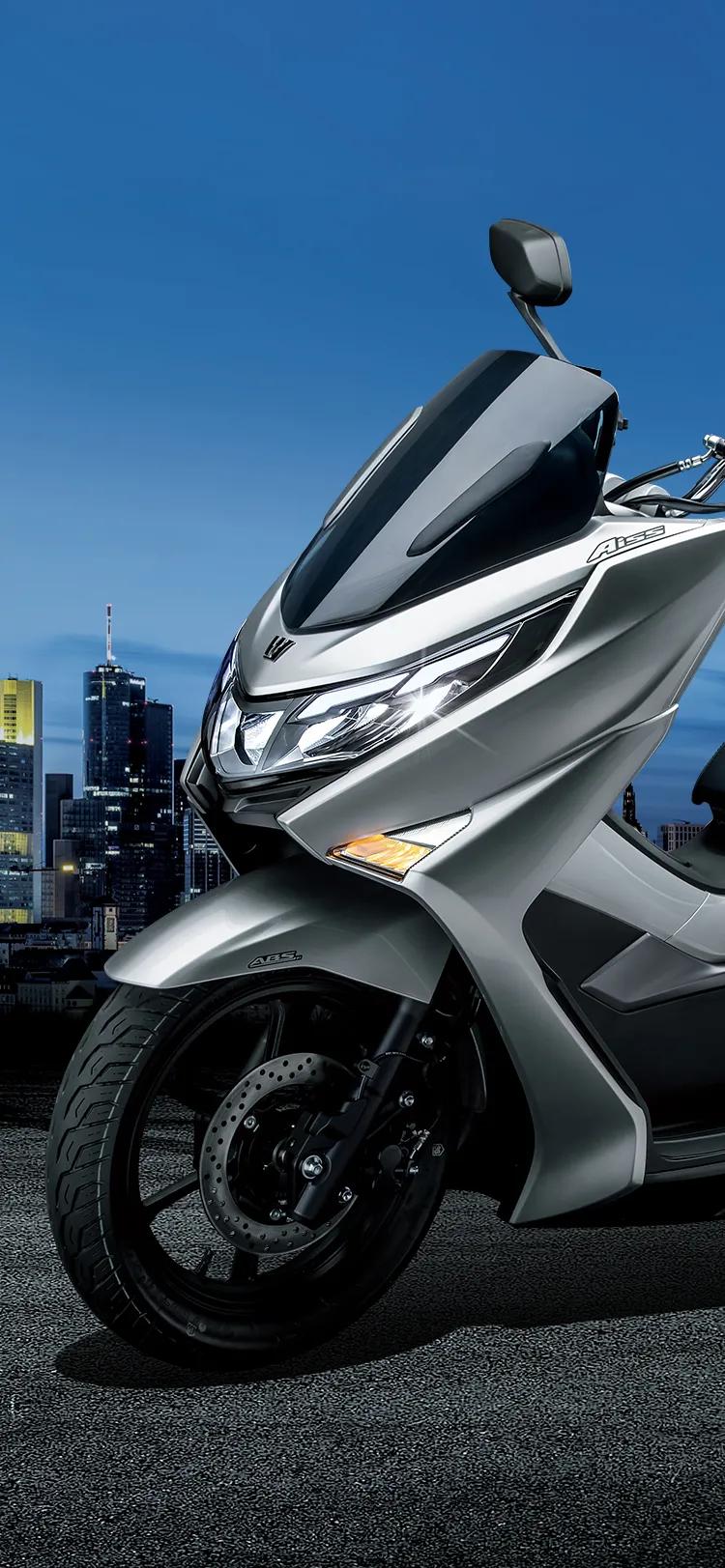 豪爵uhr150踏板对比本田pcx160,豪爵踏板uhr150有没有双闪