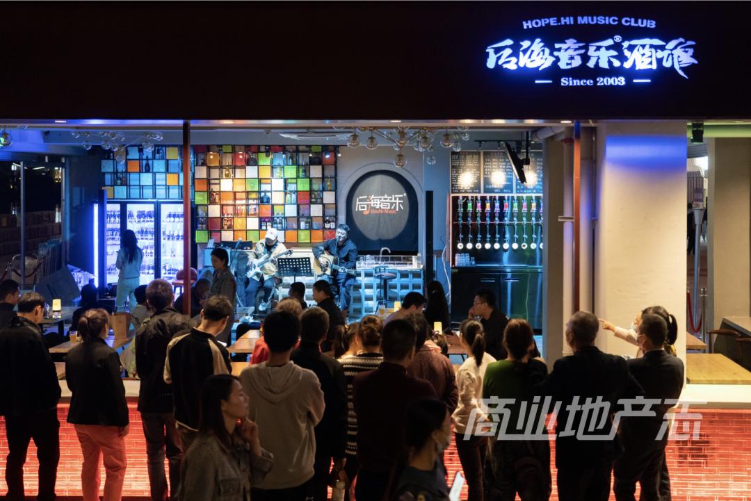 黄山风景屯溪老街,夜游黄山屯溪老街一角