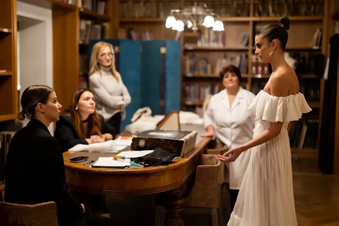 维密天使结婚照,维密天使嫁给谁了