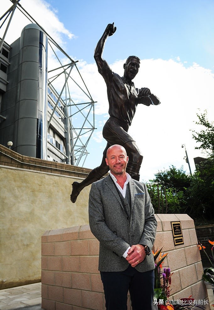 世界足球十大球星退役,世界十大退役球星排名