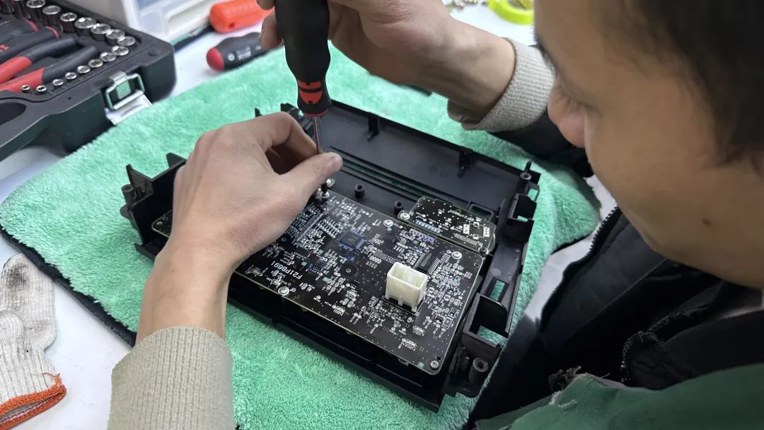 翻新一台天籁后需要多少钱,06日产老天籁全车翻新