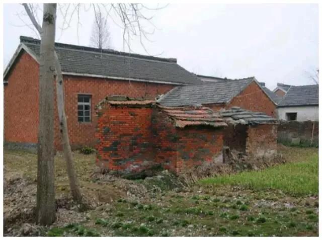 盖房不要惹工人,农村建房不要得罪石匠