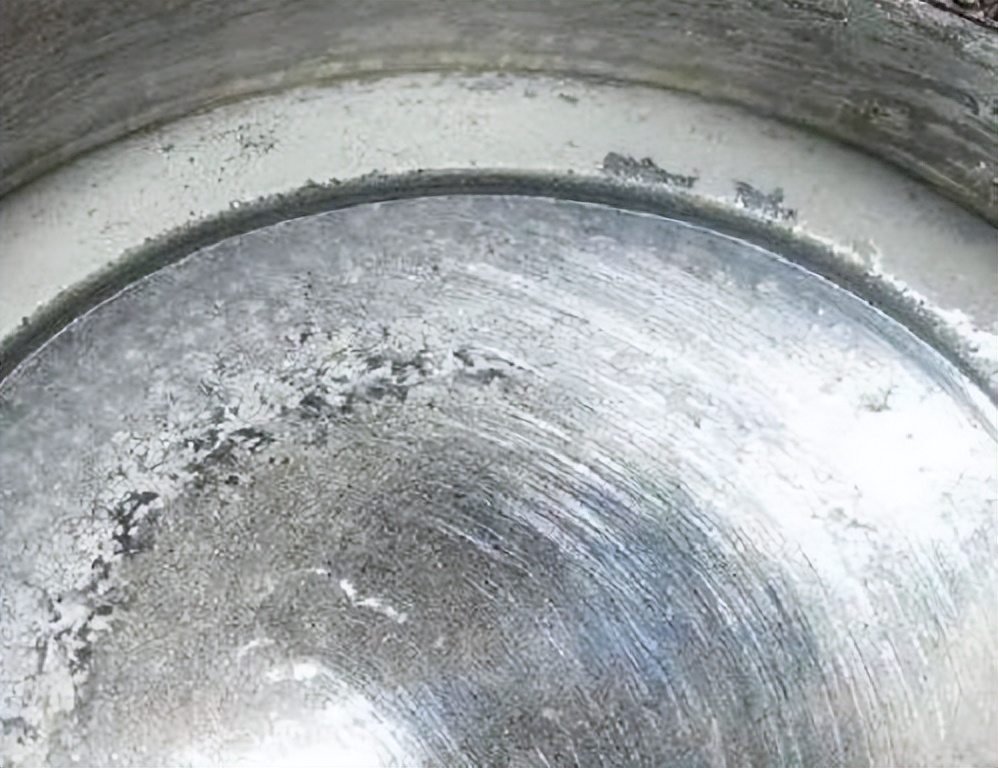 喝电热水壶烧的水有什么危害,常喝电热水壶烧的水有哪些危害