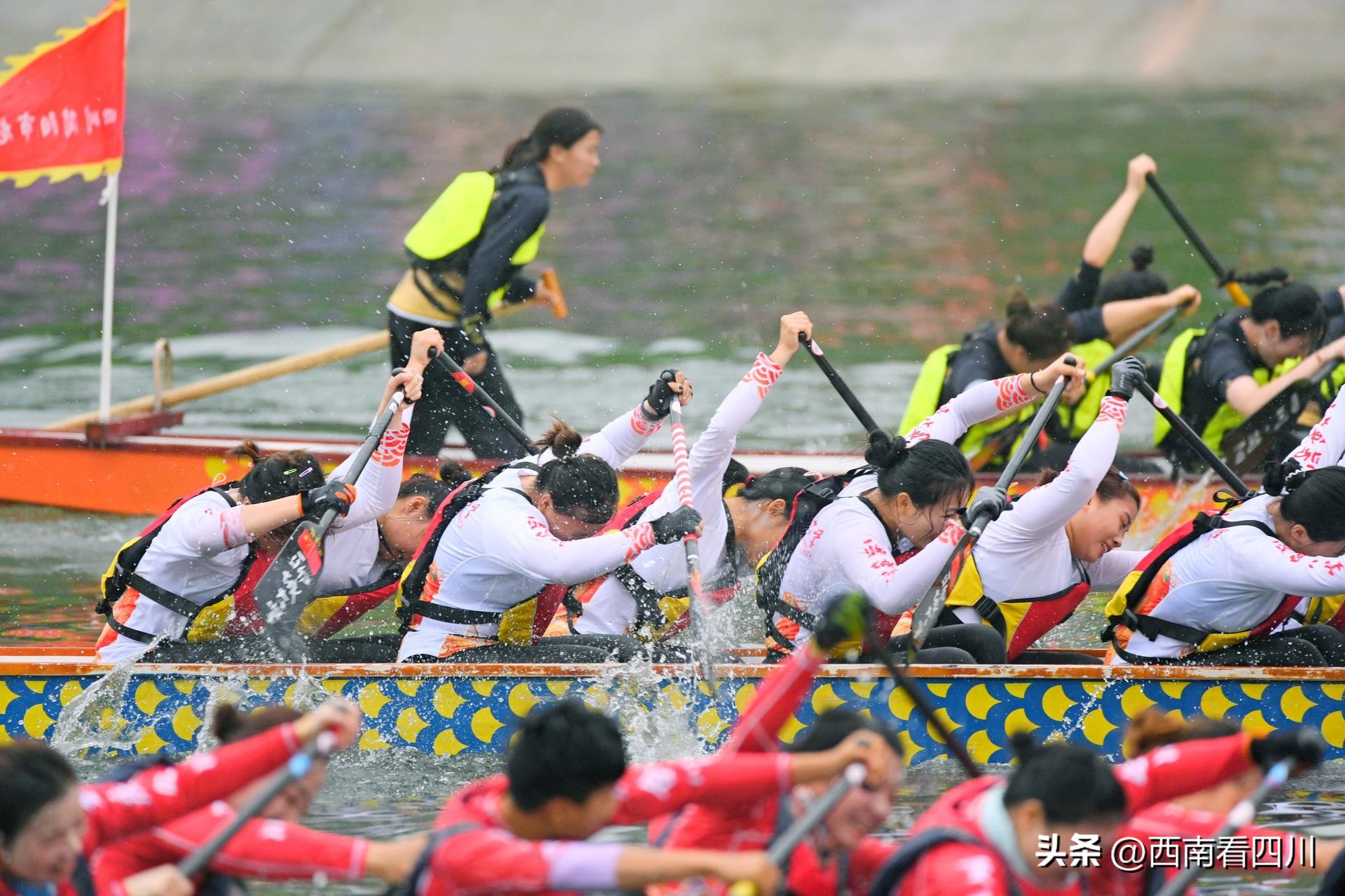 同舟共济比赛视频完整版,恩阳古镇龙舟公开赛