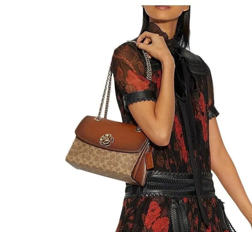 coach最经典女包,coach经典百搭