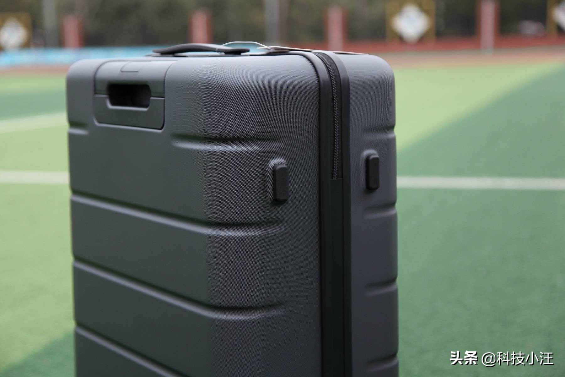 开学行李箱怎么选尺寸,小米旅行箱哪款最好