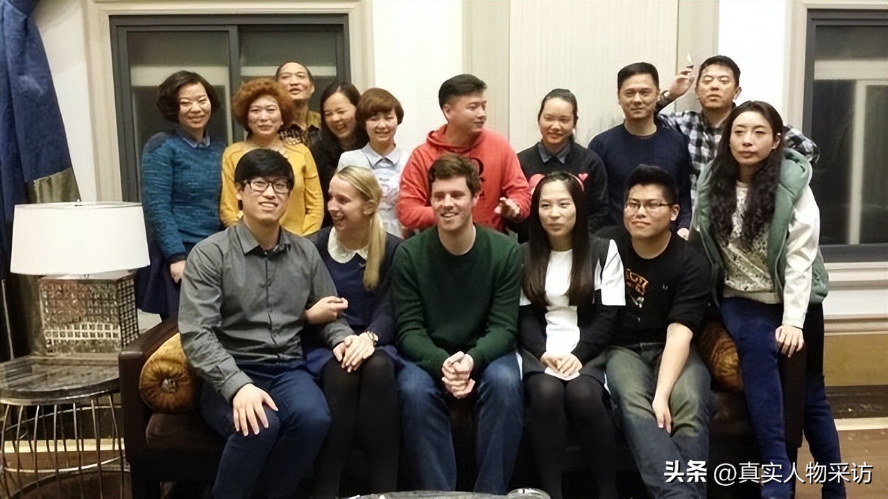 来华10年英国小伙带父母,英国小伙带着一家人来到中国