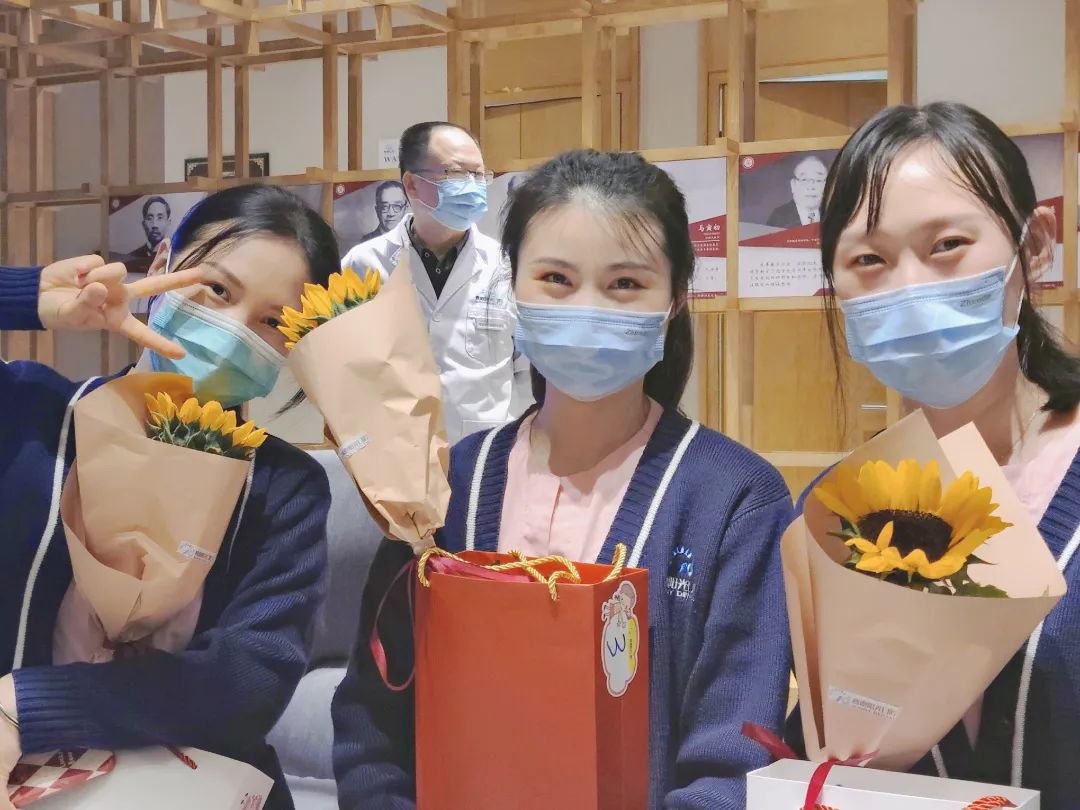 5.12护士节优秀护士颁奖,护士节最美护士评选