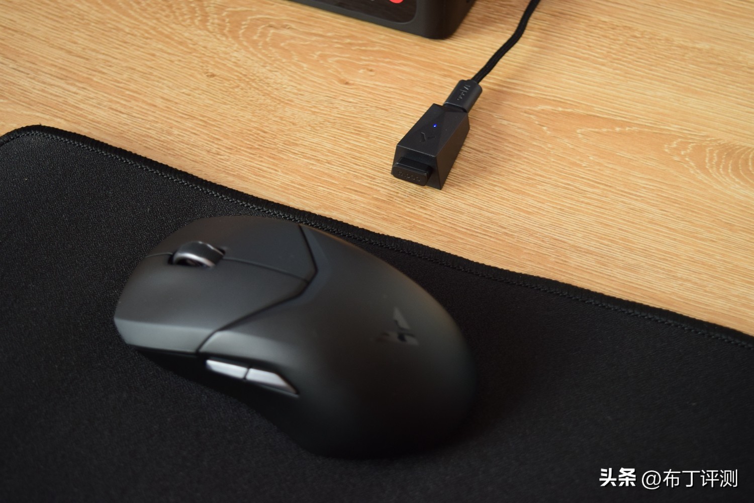 入门级无线游戏电竞鼠标,目前最好用的有线游戏鼠标
