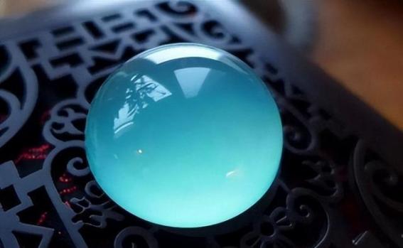 油青蓝水的区别,油青翡翠与危料如何区分