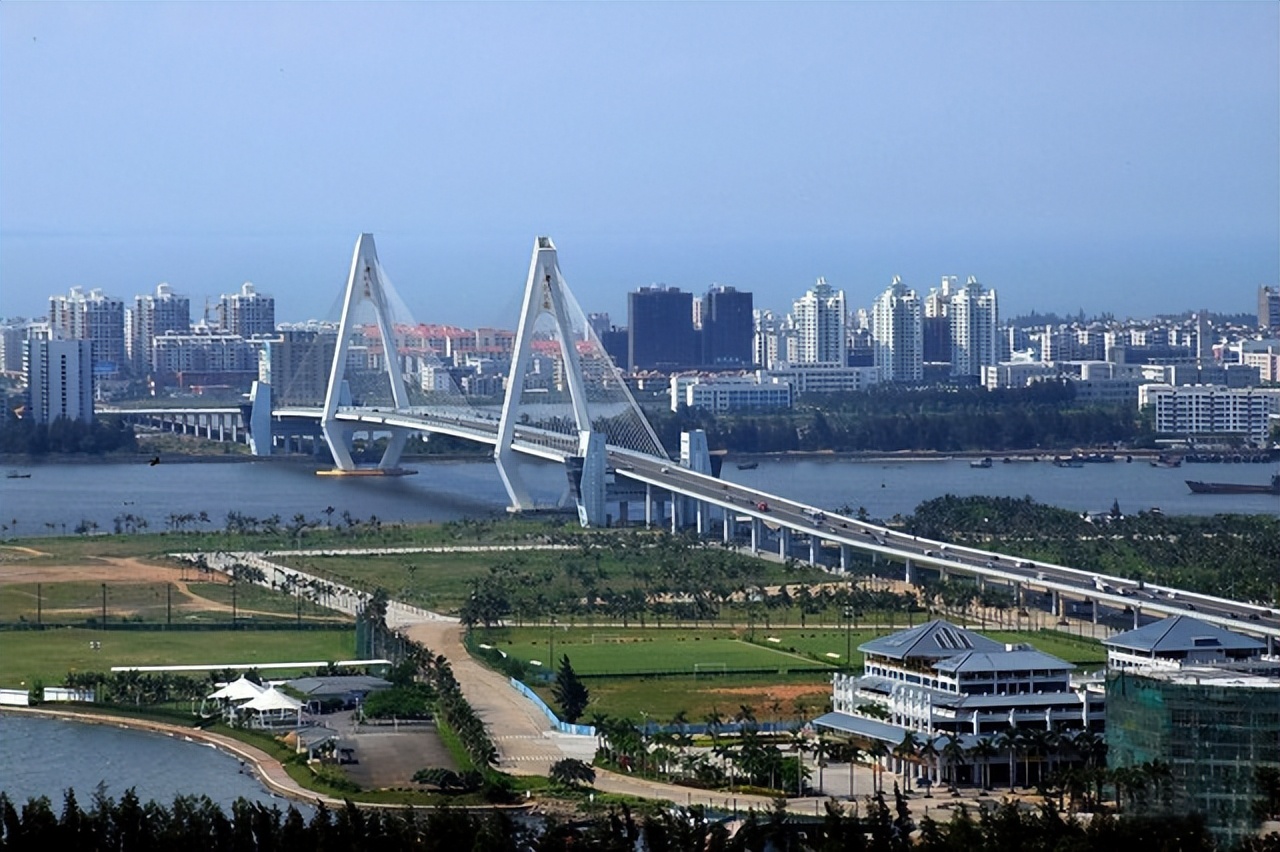 海南五指山市2025年自贸港规划,6+1+4解读海南自贸港建设方案