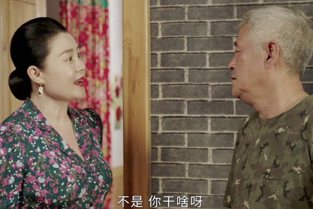 赵本山化妆师关婷娜,关婷娜从化妆师到演员的逆袭路