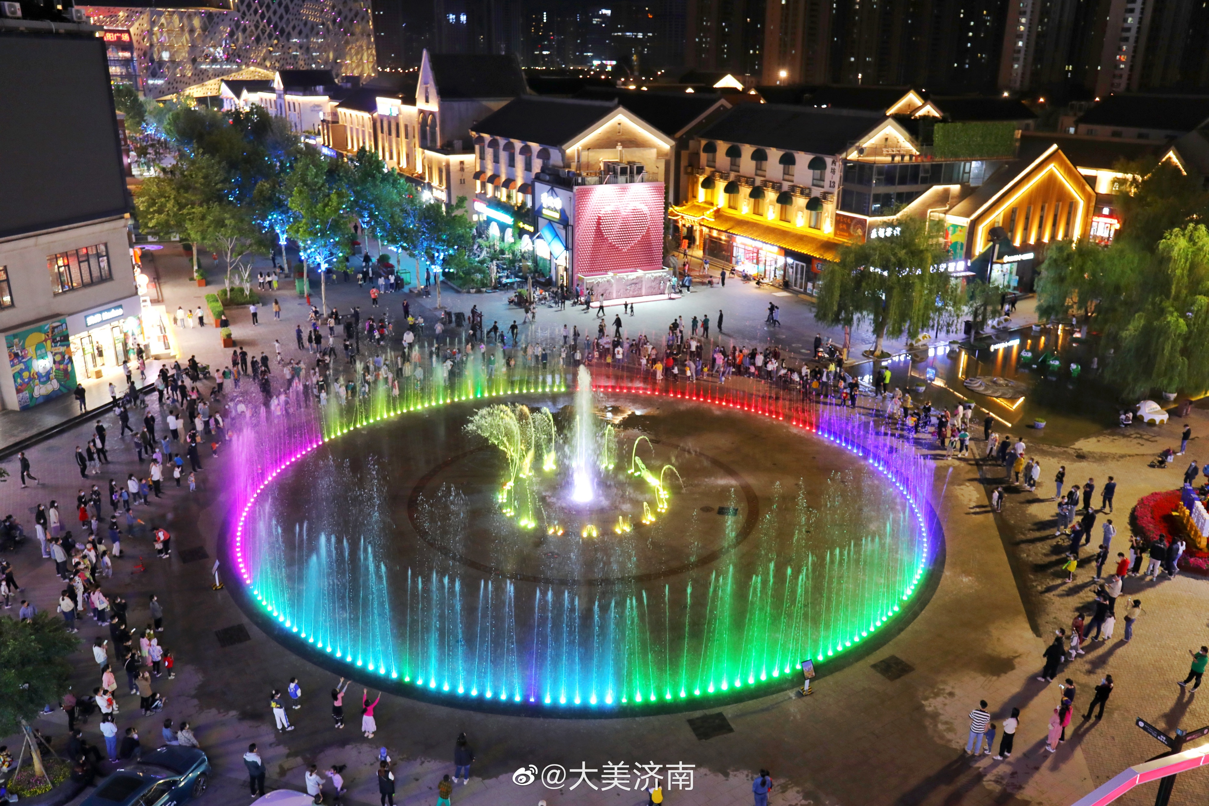 济南好吃的值得去的地方,济南好看又好吃的地方