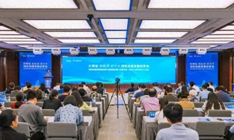 “乾坤必有用，服务包送上门”