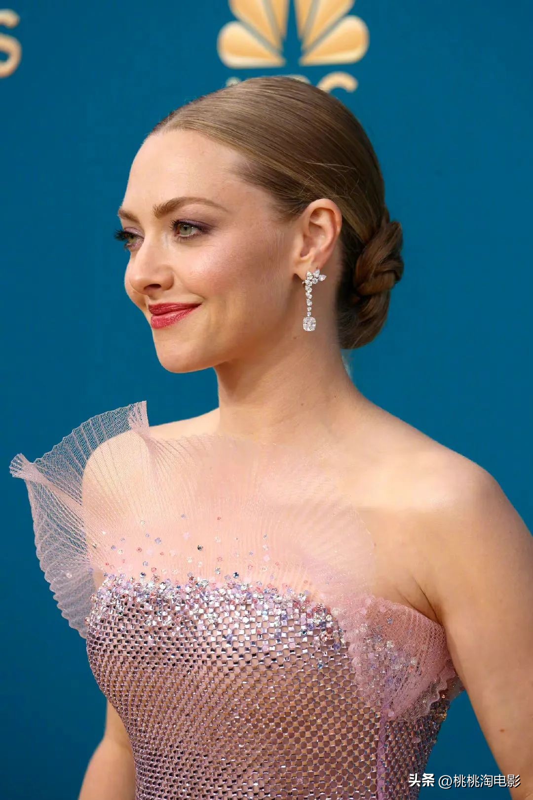 艾美奖红毯明星大比拼，赞达亚二封视后，李政宰携女友出席