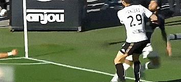 在场上陷入边角等困境时的五*法大**宝