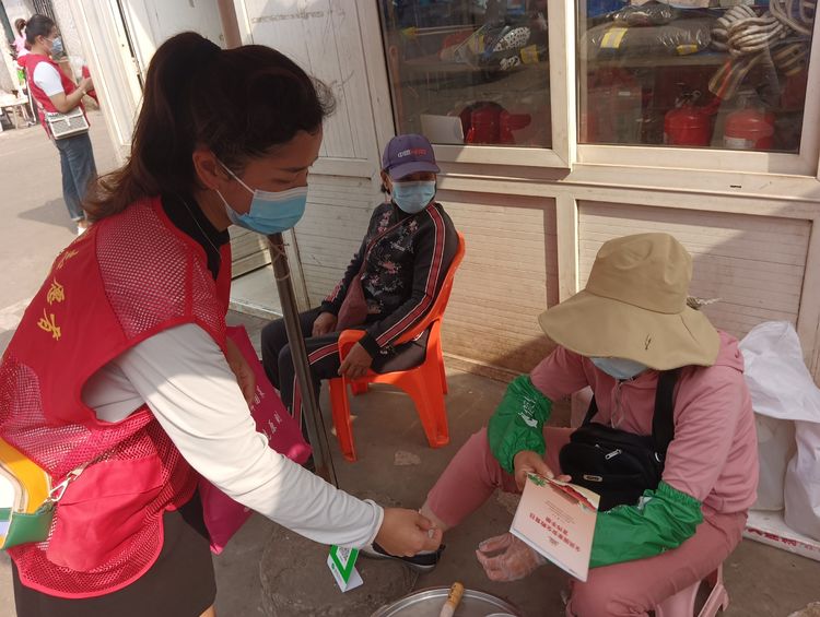 全民禁毒宣传月开展禁毒反诈宣传,国家安全日禁毒宣传活动简报