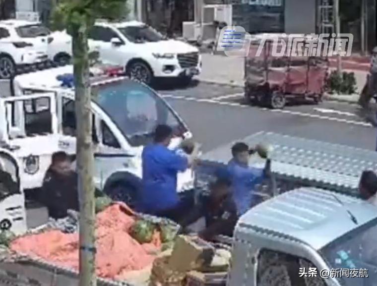 砸商贩西瓜城管被解聘,城管协管员被解聘