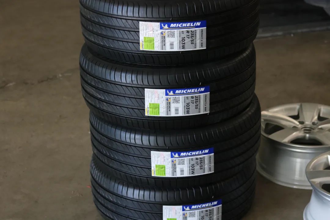 12年大众途观二手车翻新,大众途观外观塑料件翻新