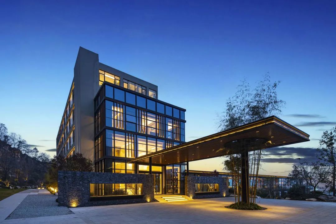 江苏宜兴悬崖酒店,宜兴市悬崖酒店