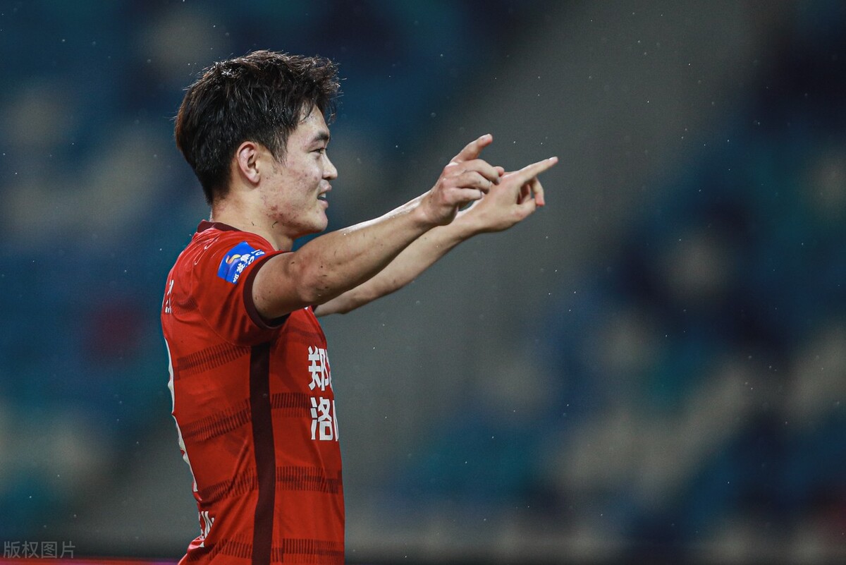 哈维尔执教河南建业,托马斯穆勒一人一城