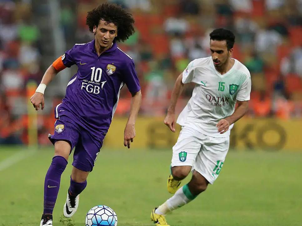 他,为了家人的未来效忠阿联酋,昔日亚洲足球先生,在伤病里沉沦