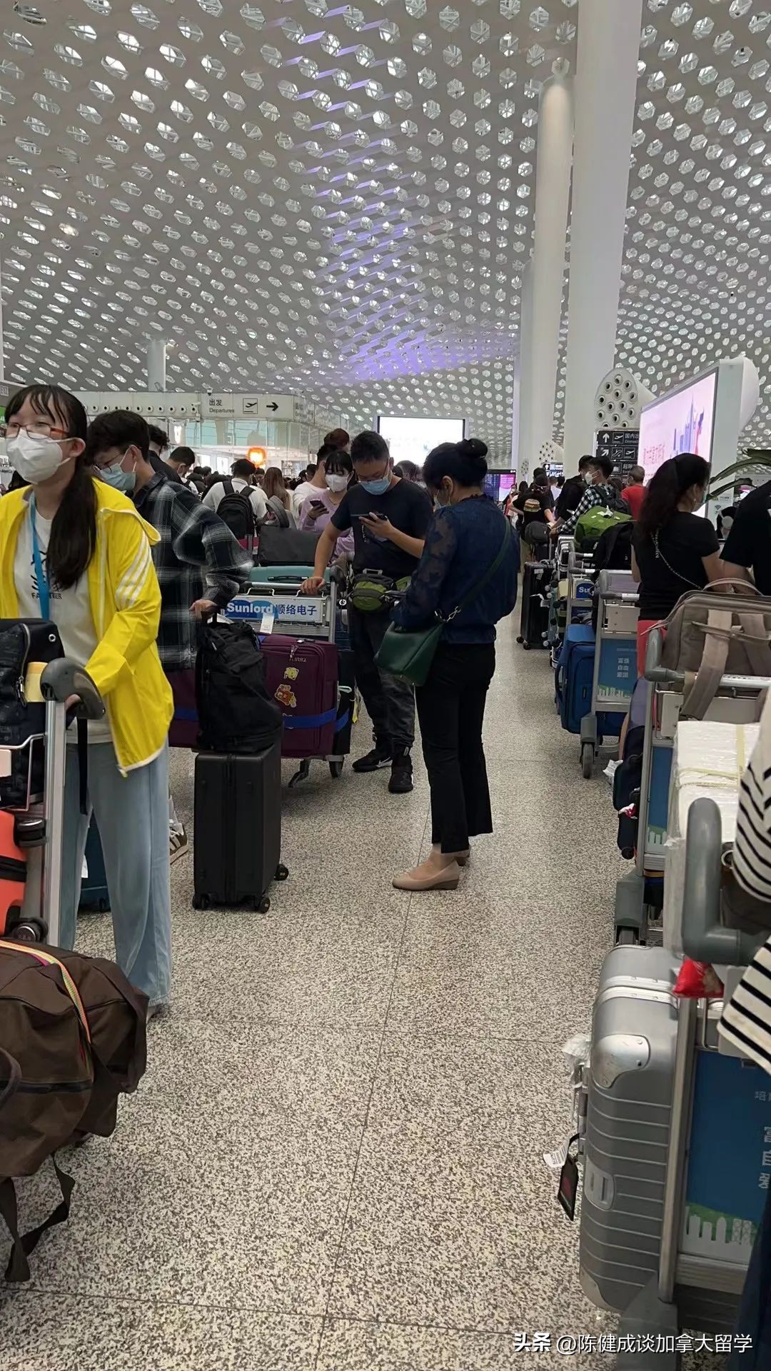 新航线：Kaylee同学搭乘海航从深圳直飞温哥华入境加拿*纪大**实