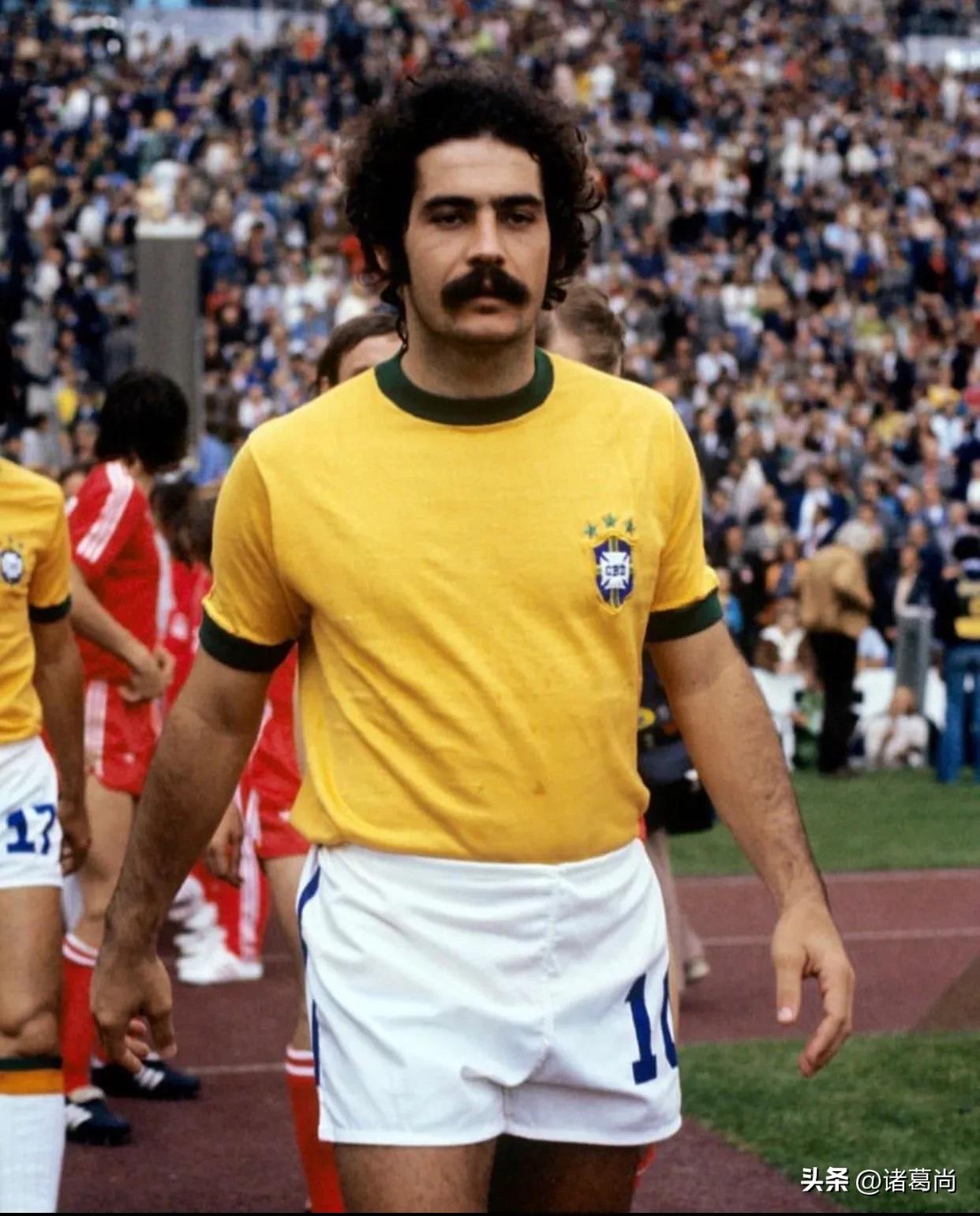 唯一全勤参加22届世界杯，桑巴军团的百年球服变更