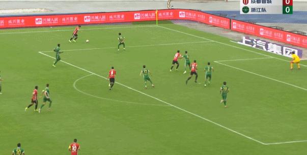 蓉城胡睿宝进球,胡睿宝凌空抽射