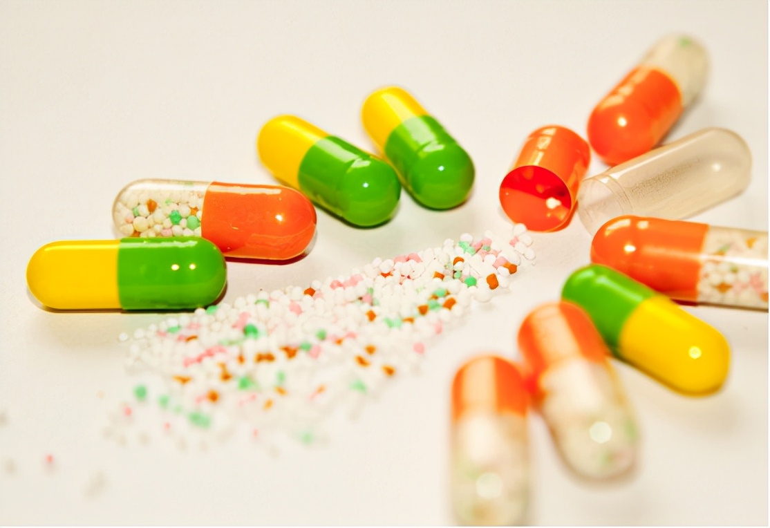 阿奇霉素治疗风险,阿奇霉素是抗菌类药物吗