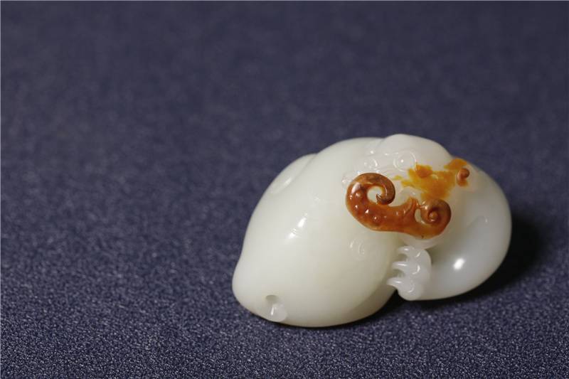 几百块钱能买到羊脂玉吗,两千块钱能买到羊脂玉吗