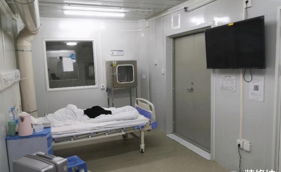 客厅电视插座高度标准示意图,电视插座要不要预留有线插座