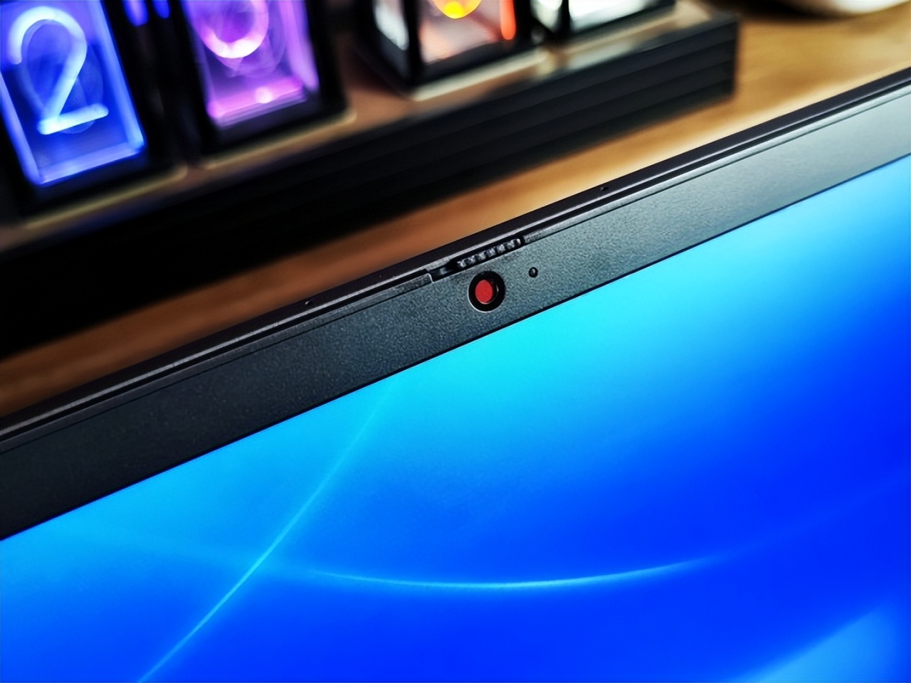 戴尔latitude7390,戴尔latitude7610评测