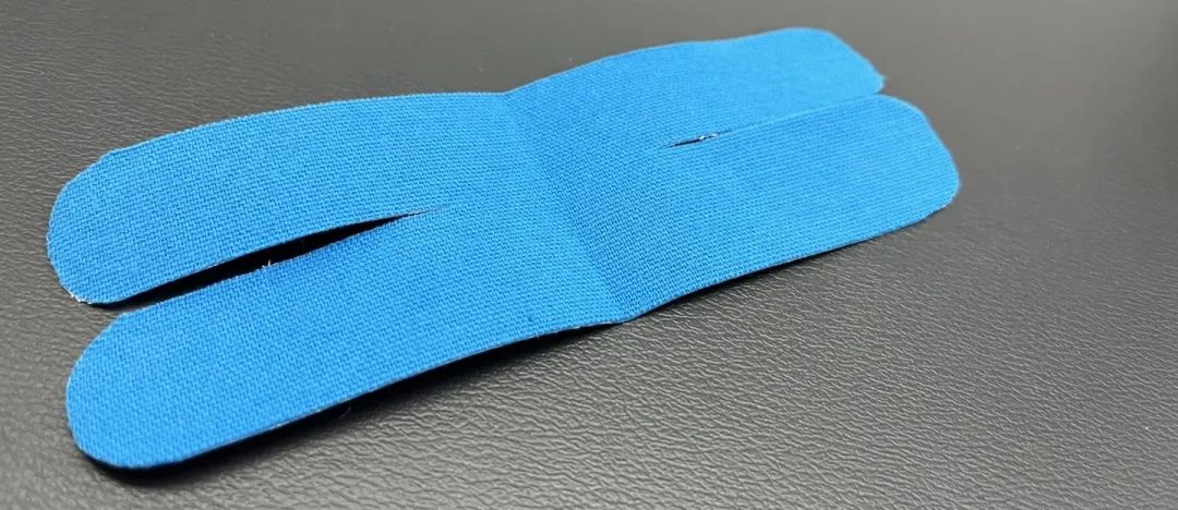 肌效贴颈椎使用方法图解,肩膀疼肌内效贴使用方法