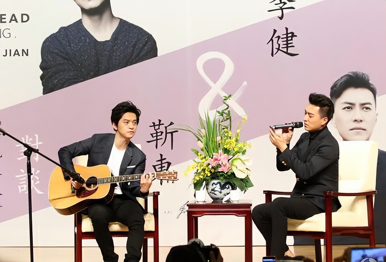 没常识、不识字、不会乘法口诀，这些顶流“文盲”凭什么会红？