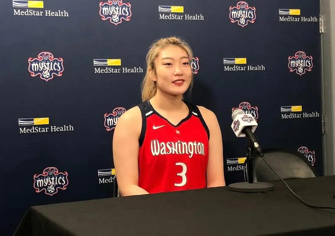 李梦换球衣风波,李梦改过自新了吗