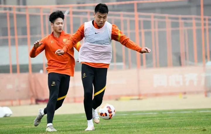 武汉足球队最新排名,武汉足球队中冠联赛