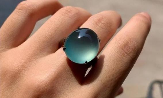 油青蓝水的区别,油青翡翠与危料如何区分