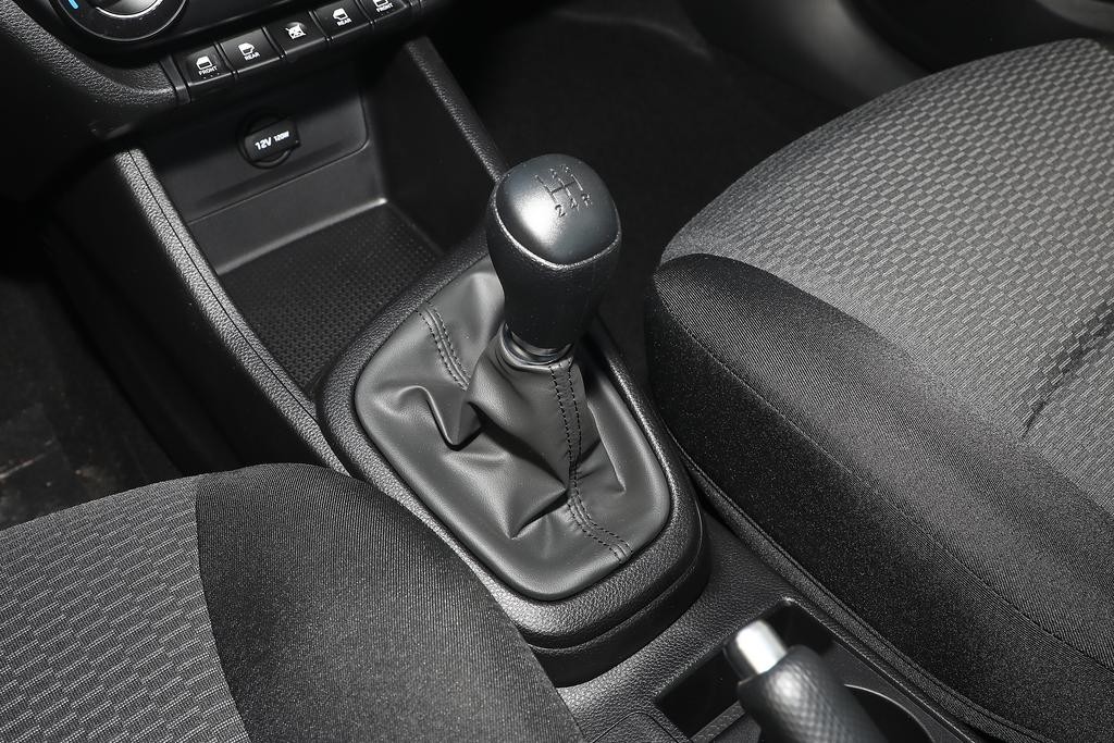 最新款现代瑞纳配置及价格,最新款现代瑞纳报价及图片